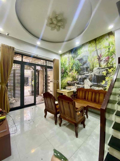 Nhà 3 Tầng Sát Vinhome Hẻm 8m Sổ Riêng Ko quy hoạch