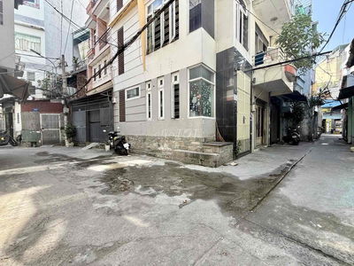 Nhà hẻm xe hơi Phan Xích Long, Phú Nhuận, 3 tầng, 3m x 10m, giá 4.6 tỷ