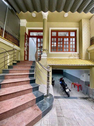 NC QUẬN 10 -CÓ HẦM- (6,35x22) 8PN -cải tạo KD tự do