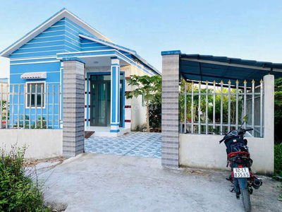 NHÀ VƯỜN 702,9 M2 ( 21,3X 33) ĐƯỜNG TRƯỜNG BÌNH. XÃ MỸ LỘC. CẦN GIUỘC.