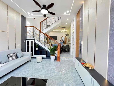 NHÀ MỚI ,XE HƠI ĐẬU, LÊ ĐỨC THỌ, P16, DT: 48M2 VỚI 2 TẦNG GIÁ: 5 TỶ 9