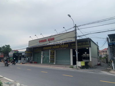 Mặt bằng kinh doanh/làm kho xưởng, diện tích 700m2 Khu vực Bình Chánh