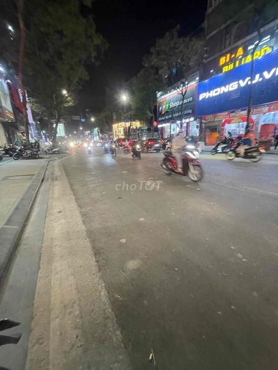 Nhà Khương Đình– Thanh Xuân DT 50m2, 7T thang máy oto ngủ trong nhà