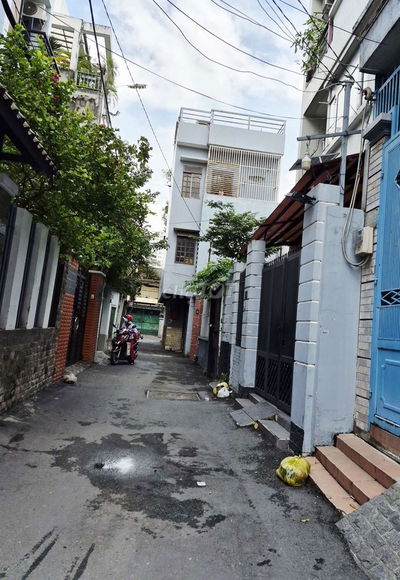 Bán gấp nhà sát Quận 1, DT 41m gần chợ Thị Nghè, Phường 19, Bình Thạnh