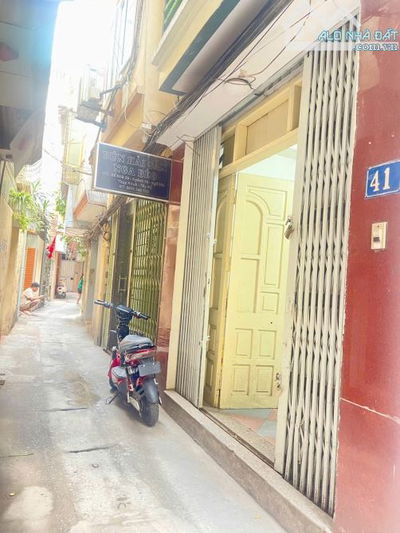 CHÍNH CHỦ CHO THUÊ NHÀ  MẶT NGÕ 160 LẠC LONG QUÂN - TÂY HỒ.