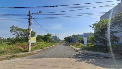 ĐẤT NGỘP CÁCH ĐƯỜNG 8 TẦM 40M, DÂN ĐÔNG, NỀN ĐẤT CAO, KHÔNG NGẬP