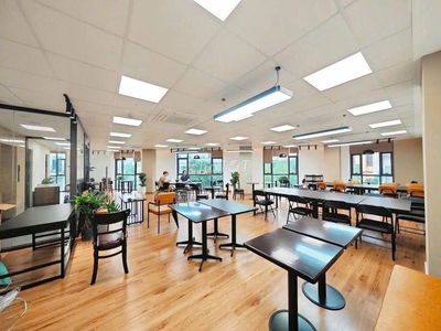 NGANG 10M - 3 TẦNG CÓ SÂN MẶT TIỀN HIẾM TRUNG TÂM Q3 - GIÁ 6XTR/ THÁNG