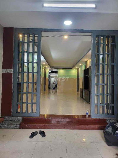 Nhà mặt tiền Đất Thánh,Tân Bình. 4m x 20m x 3 tầng 5PN. Giá 7,3 tỷ