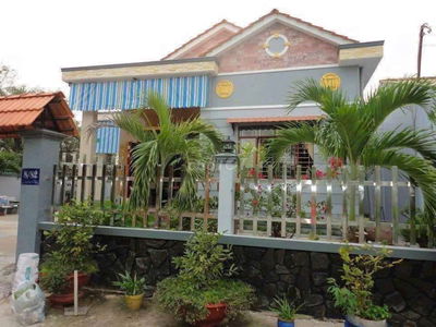 Nhà + đất rộng hẻm ô tô gần công viên P5 TP Tân An