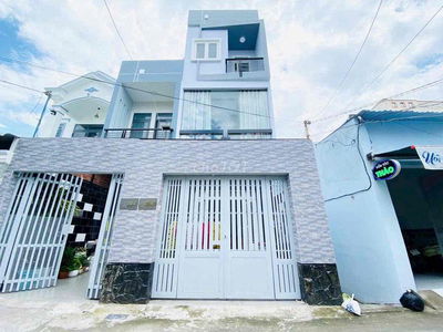 Nhà 2 lầu cách Mậu Thân 30m lộ Ô tô 5m phủ hợp nhiều mục đích sử dụng