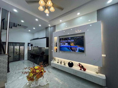 Chính chủ Phan Đình Giót, nhà mới, đẹp, gần phố