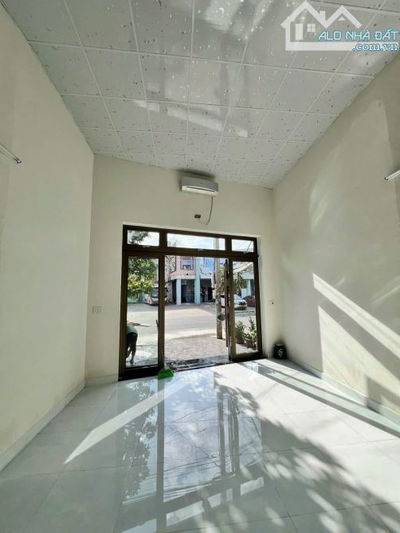 Siêu Hiếm! Mặt Tiền Sơn Trà Gần Biển–Đường Lớn Vỉa Hè Rộng–101m2-Hơn 8 Tỷ