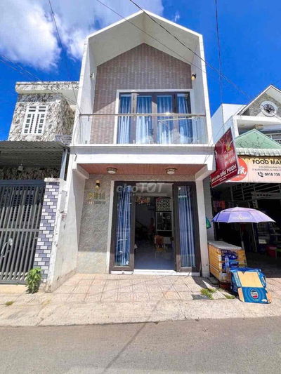 Mặt tiền Trần Khánh Dư đẹp có nội thất kinh doanh spa nail ở lộ nhựa