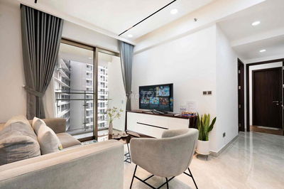 Căn hộ dịch vụ đầy đủ nội thất bao gồm gym , hồ bơi dịch vụ