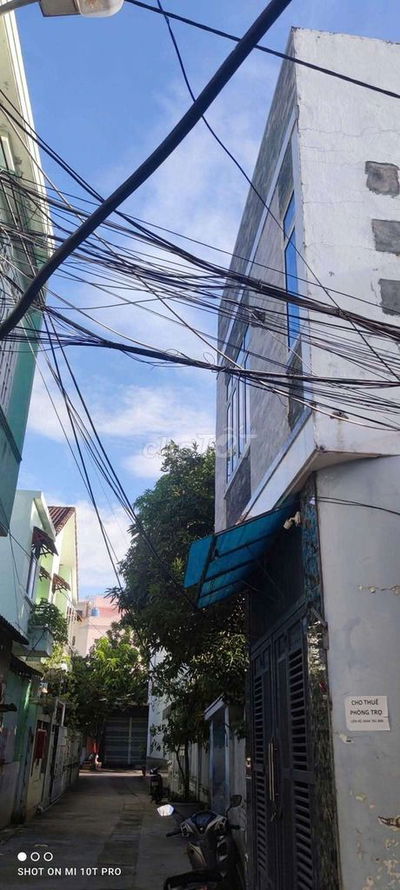 Cho thuê nhà 150/4 Dũng sĩ thanh khê 2 tầng 2mk 4m gần biển nôi thất