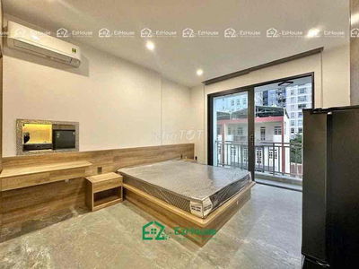 Căn Hộ Full Nội Thất Ban Công Gần Vạn Hạnh Mall Ngay Sư Vạn Hạnh