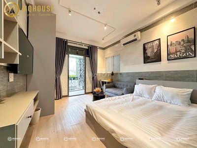 Căn hộ dịch vụ bancol tách bếp Tân Phú 40m2