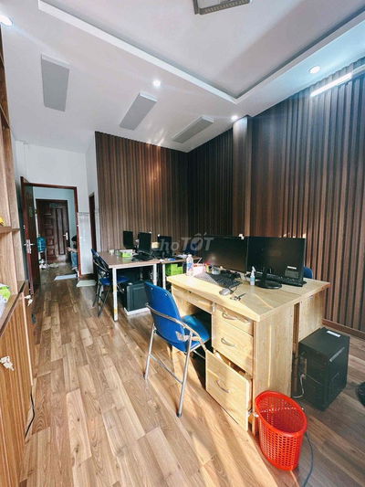 CHO NỮ THUÊ - Hẻm 100/ Thiên Phước , Tân Bình.