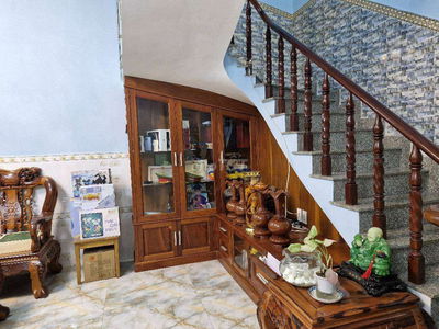 CHỈ 5,5TỶ. nhà DT 105m2,  2 Tầng,  Nguyễn duy trinh!