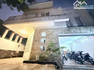 Biệt thự 10×20 khu tên lửa gần nhà thờ phao lô chỉ 25 tỷ còn thương lượng