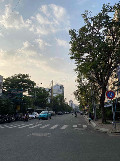 Nhà MT Nội Bộ Khu Cư Xá Bắc Hải( 4 lầu đúc, vỉa hè 3m)