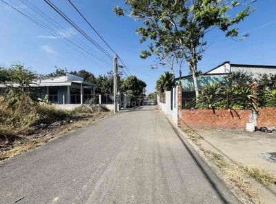 BÁN ĐẤT CÓ NHÀ đối diện KHU CÔNG NGHIỆP- tại TP HCM