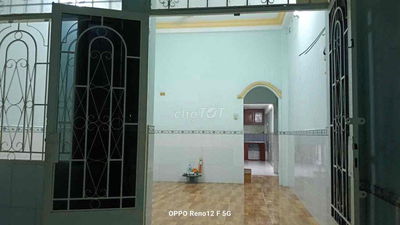 Nhà HXH nhỏ, 3PN, sân để xe rộng rãi