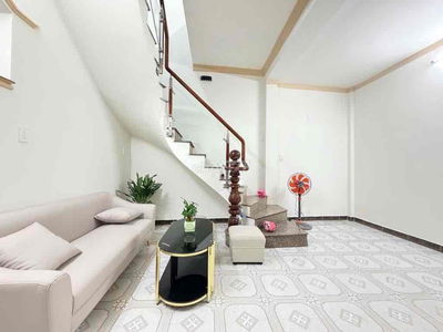 40 m2, Lê Quang Định, 2 Tầng, 3.85 tỷ, nhà xinh