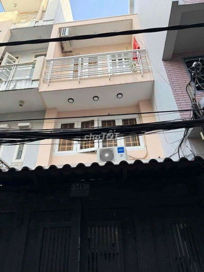 THÀNH THÁI TRUNG TÂM QUẬN 10