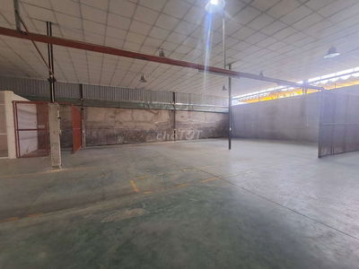 300M2 KHO 27TR TRUNG TÂM Q.7