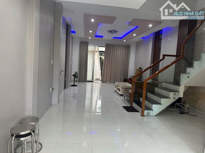 HOT.!BÁN NHÀ 3 TẦNG MỚI ĐẸP BÀU NĂNG 12,GẦN BẾN XE TRUNG TÂM ĐÀ NẴNG