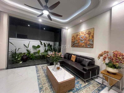 Nhà phố La Vida hoàn thiện full nội thất xịn, sẵn vào ở