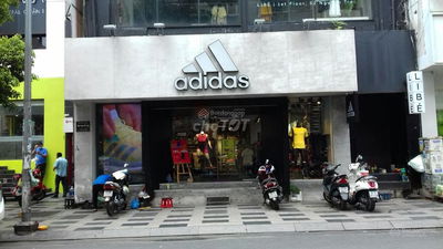 Cho thuê Mặt tiền Nguyễn Trãi, Q1,gần vòng xoay Phù Đổng