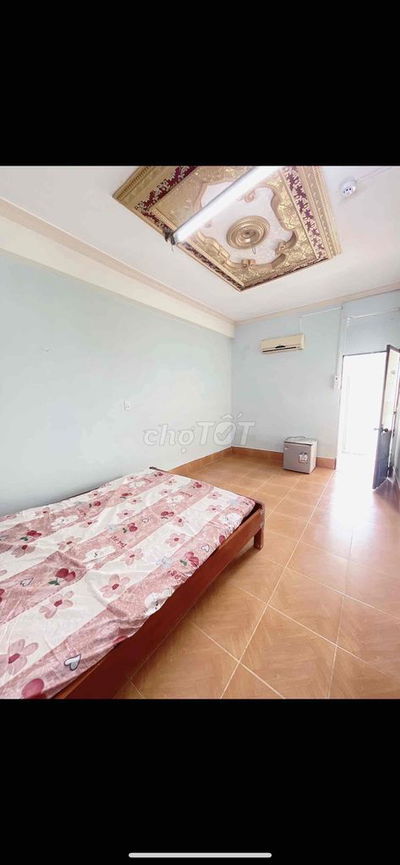 Phòng Trọ Quận 10 giá rẻ gần chợ Hoà Hưng, công viên Lê Thị riêng