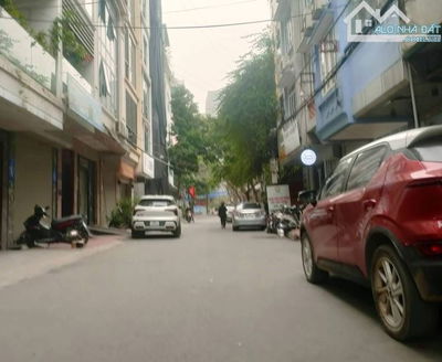 BÁN NHÀ PHỐ HOÀNG QUỐC VIỆT OTO LÔ GÓC 3 MẶT TIỀN DT58m2*7TẦNG THANG MÁY NHÀ MỚI. 19 TỶ