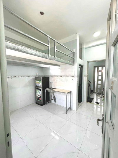 CHO THUÊ PHÒNG TRỌ GẦN NGÃ TƯ HÀNG XANH