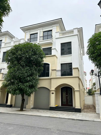 Biệt Thự San Hô 144m² - 5 Tầng - Gần Hồ - Đông Nam - 18 Tỷ