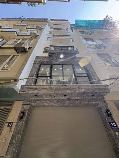 BÁN NHÀ PHÂN LÔ VIP PHẠM TUẤN TÀI – THANG MÁY NHẬP KHẨU – Ô TÔ TRÁNH