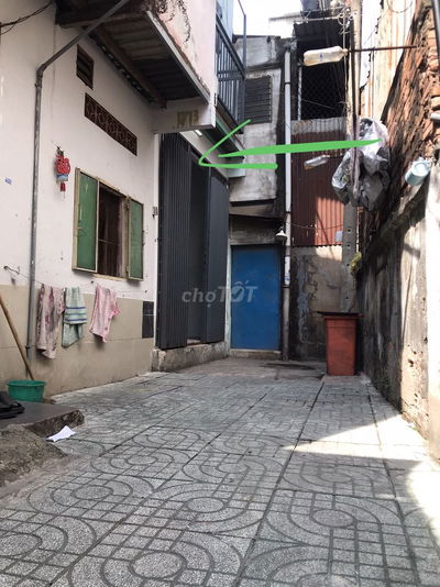 Nhà 1 lầu đúc, 3.5m x 8m, 2PN, 2WC, nhà mới sửa,sạch sẽ, hẻm Bình Tiên