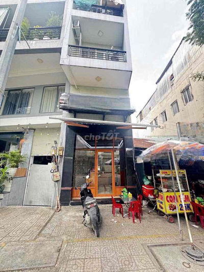 MẶT TIỀN ĐỖ THỊ LỜI KINH DOANH Ở LẠI DC