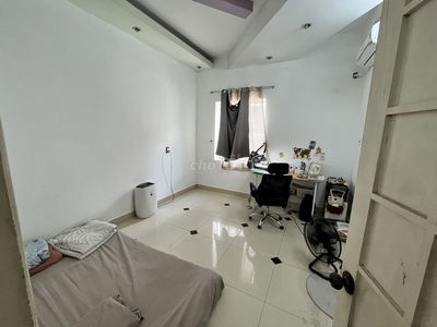 Chung Cư Trần Kế Xương, Lầu 2, View đường