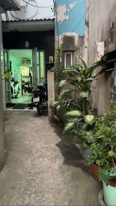 Bán nhà Mễ Cốc P15 Q8.  7x11. 1 tret 1 lầu 4pn 2wc. Hxh 2Tỷ 950. Shr