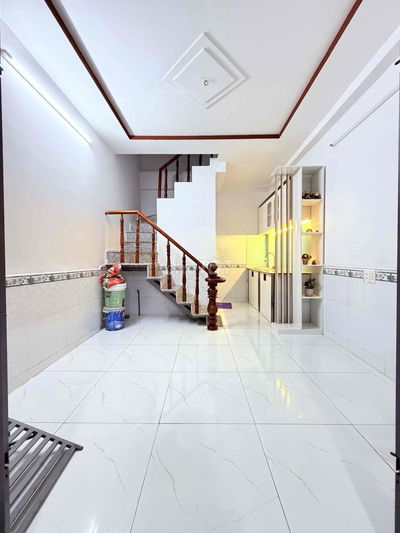 Bán nhà Đồng sở hữu gần Trường Tô Ngọc Vân 2 phòng ngủ 2wc