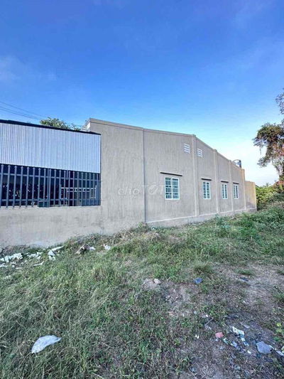 nhà hẻm 28 Ngô quyền, chỉ 1 tỷ 300 triệu, gần chợ long Hải