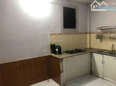 Hàng Hiếm Bình Thanh Nhà nát 1/ Bùi Đình Tuý Dt 60m2 giá 3ty5. Vuông vức hẻm oto. Sổ riêng