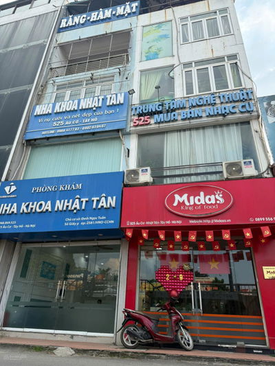 Chính chủ: Cho Thuê mặt phố số 525 Âu Cơ,  m², 86,3m2, 5 tầng, mặt tiền 8,4m2