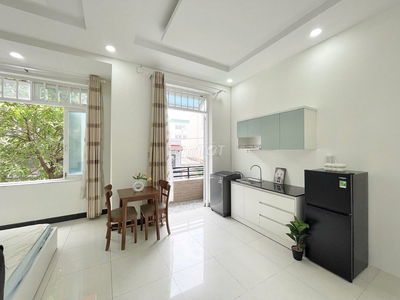 Phòng mới Thang Máy Hoàng Hoa Thám.KO PHÍ DV Ở LIỀN