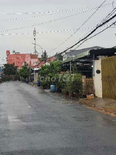 🏡 Nhà MT Bùi Thị He – gần QL22, Bến xe Củ Chi
,Giá 4, 2tỷ.