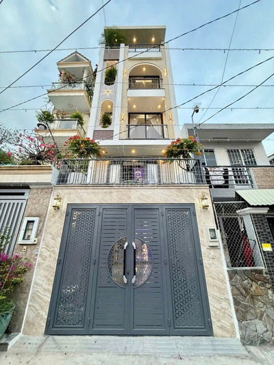 NHÀ MỚI KIỂU HIỆN ĐẠI CAO CẤP CÓ THANG MÁY SÂN ĐẬU XE HƠI