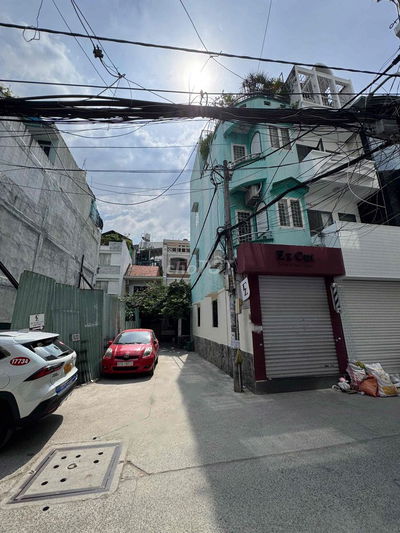 👉 Nhà 2 mặt tiền hẻm – gần mặt tiền Trần Quang Diệu – Chính chủ